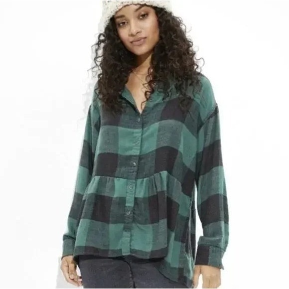 American Eagle Outfitters Tops - American Eagle Women M Green Plaid Oversized Tiered Babydoll Flannel Shirt Soft